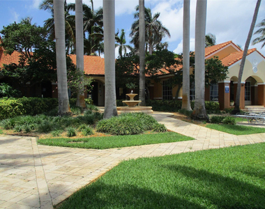 123 Yacht Club Way - Photo Thumbnail 34