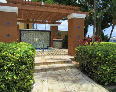 123 Yacht Club Way - Photo Thumbnail 35