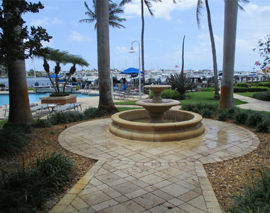 123 Yacht Club Way - Photo Thumbnail 27