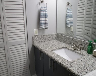 123 Yacht Club Way - Photo Thumbnail 14