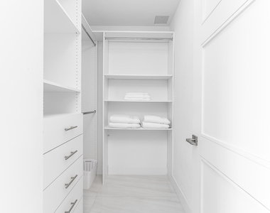 155 E Boca Raton Road - Photo Thumbnail 14
