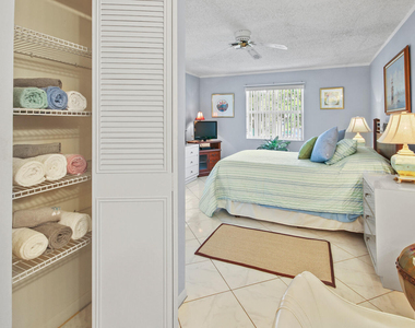 1001 Flame Vine Avenue - Photo Thumbnail 15