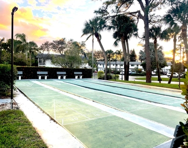 2929 Se Ocean Boulevard - Photo Thumbnail 19