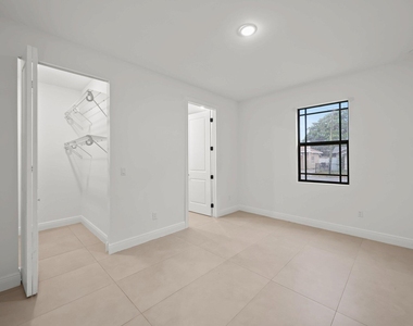 633 55th Street - Photo Thumbnail 11