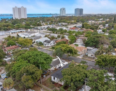 633 55th Street - Photo Thumbnail 22