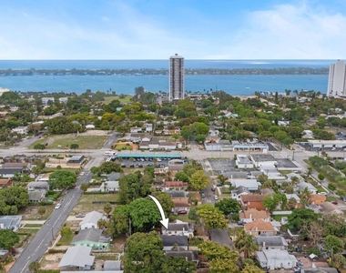 633 55th Street - Photo Thumbnail 21