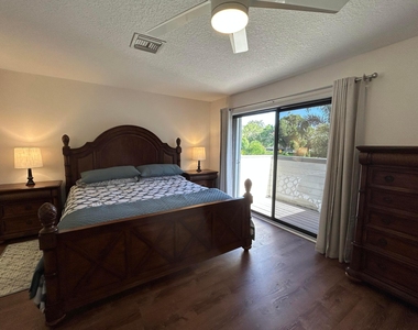 13383 Bedford Mews Court - Photo Thumbnail 10