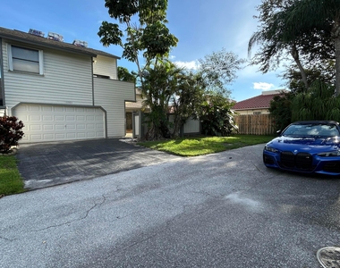 13383 Bedford Mews Court - Photo Thumbnail 51