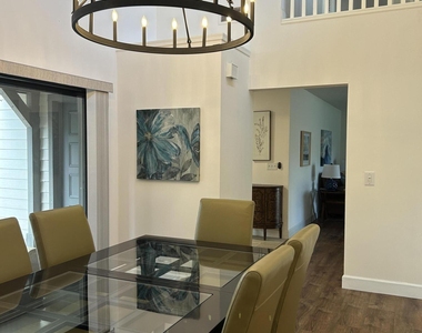 13383 Bedford Mews Court - Photo Thumbnail 23