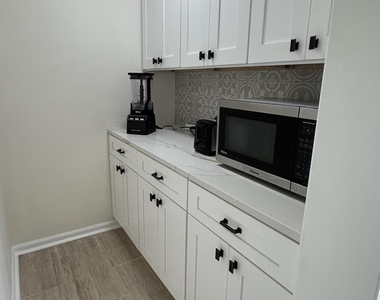 13383 Bedford Mews Court - Photo Thumbnail 46