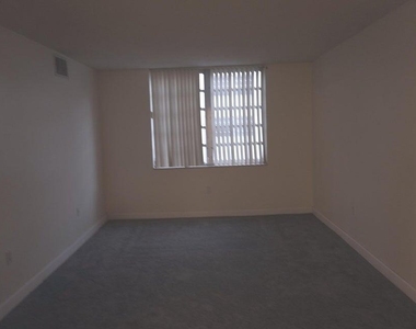 1250 Ne 125th Street - Photo Thumbnail 8