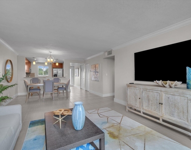 601 N Ocean Boulevard - Photo Thumbnail 11