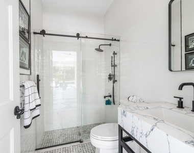 11839 Maidstone Drive - Photo Thumbnail 9
