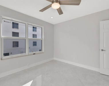 2400 Ne 33rd Avenue - Photo Thumbnail 17