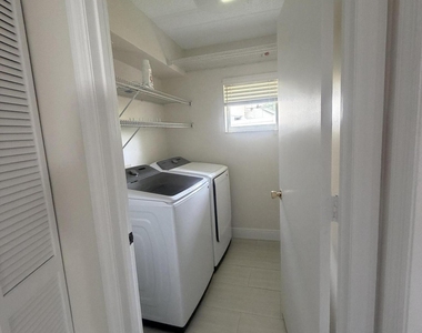 1401 Hideaway Bend - Photo Thumbnail 10