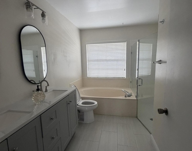 1401 Hideaway Bend - Photo Thumbnail 8