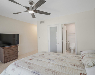 584 Se 20th Avenue - Photo Thumbnail 15