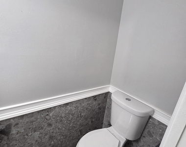 1351 Nw 94th Way - Photo Thumbnail 4