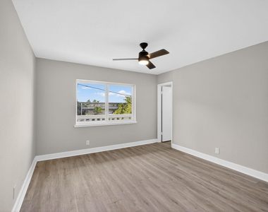 624 Southwind Circle - Photo Thumbnail 12