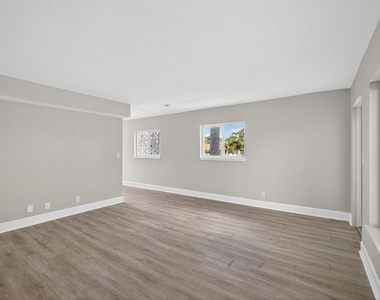 624 Southwind Circle - Photo Thumbnail 8