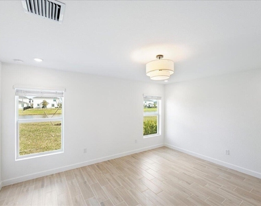 6331 Windwood Way - Photo Thumbnail 16