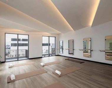 2150 N Miami Avenue - Photo Thumbnail 15