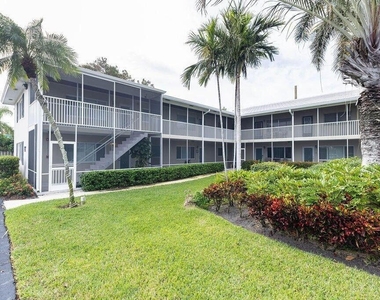 426 Ne 7th Avenue - Photo Thumbnail 18