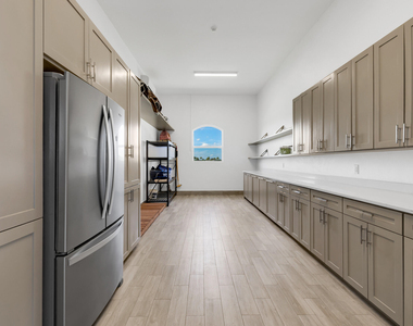 5181 Lasso Way - Photo Thumbnail 4