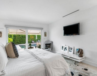 2320 Las Casitas Drive - Photo Thumbnail 12