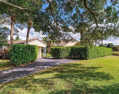 2320 Las Casitas Drive - Photo Thumbnail 23