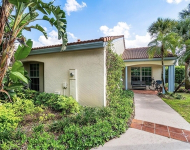 2320 Las Casitas Drive - Photo Thumbnail 22