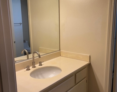 7515 Melvin - Photo Thumbnail 24