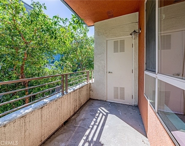 100 S Alameda - Photo Thumbnail 25