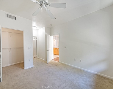 100 S Alameda - Photo Thumbnail 13