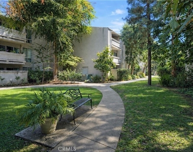 20134 Leadwell - Photo Thumbnail 11