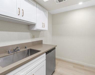 8210 Rancheria Dr - Photo Thumbnail 14