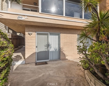 2512 Ocean Boulevard - Photo Thumbnail 9