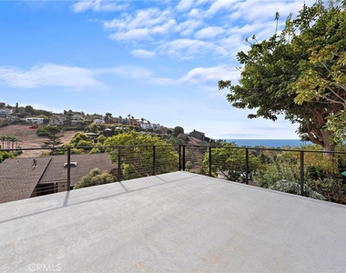 980 Meadowlark Lane - Photo Thumbnail 19