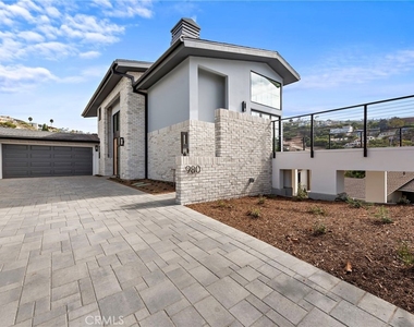 980 Meadowlark Lane - Photo Thumbnail 26