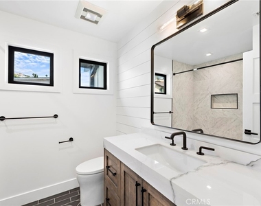980 Meadowlark Lane - Photo Thumbnail 22