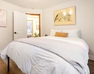 24656 Bernard - Photo Thumbnail 40