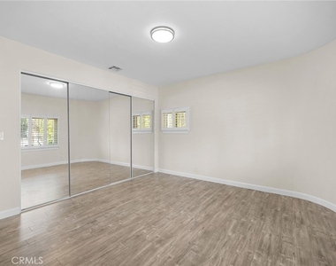 1635 Grandview Avenue - Photo Thumbnail 14