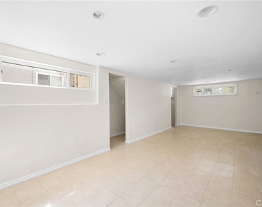 1635 Grandview Avenue - Photo Thumbnail 23