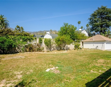 1635 Grandview Avenue - Photo Thumbnail 31