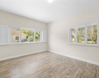 1635 Grandview Avenue - Photo Thumbnail 16