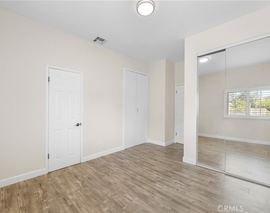 1635 Grandview Avenue - Photo Thumbnail 21
