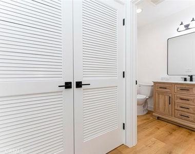 12340 Lull Street - Photo Thumbnail 12