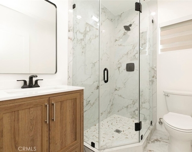 12340 Lull Street - Photo Thumbnail 23