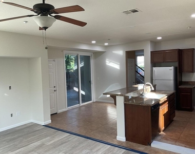 1360 Tiffany Drive - Photo Thumbnail 2
