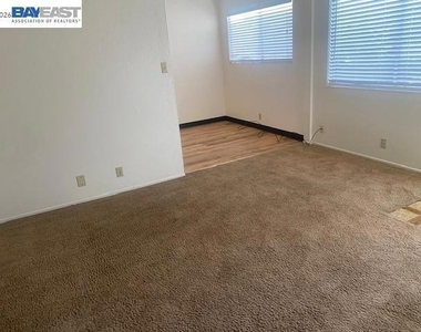37235 Cedar Blvd - Photo Thumbnail 2